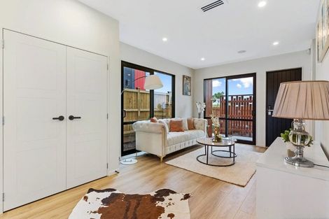 Photo of property in 65 Maungakaraka Road, Karaka, 2580