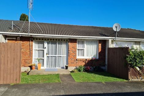 Photo of property in 2/86 Carruth Road, Papatoetoe, Auckland, 2025