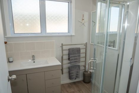 Photo of property in 28 Berghan Road, Coopers Beach, 0420