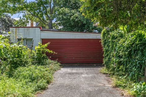 Photo of property in 5 Mount Albert Road, Mount Albert, Auckland, 1025