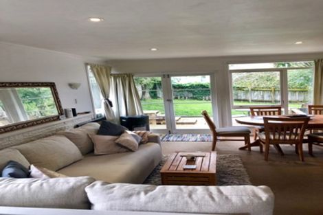 Photo of property in 2/41 Selwyn Crescent, Forrest Hill, Auckland, 0620