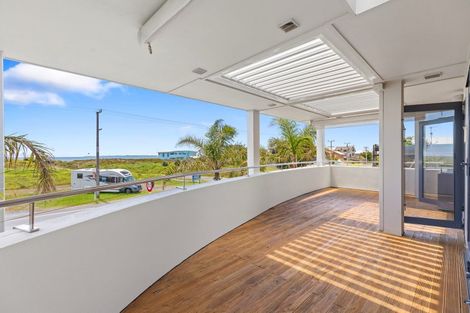 Photo of property in 1008a Papamoa Beach Road, Papamoa Beach, Papamoa, 3118