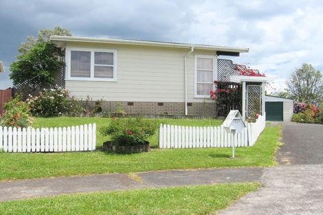 Photo of property in 12 Bendale Place, Papatoetoe, Auckland, 2025