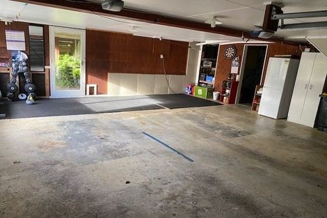 Photo of property in 70 Oriel Avenue, Tawa, Wellington, 5028