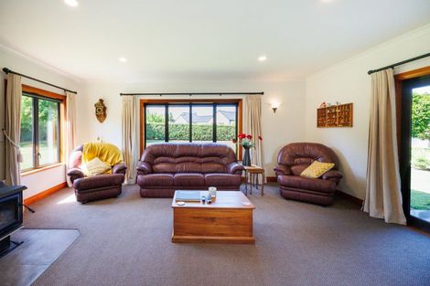 Photo of property in 443 Stoney Creek Road, Kelvin Grove, Palmerston North, 4470