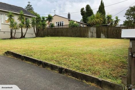 Photo of property in 17 Blacklock Avenue, Henderson, Auckland, 0612