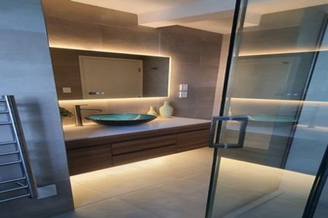 Photo of property in 55 Coronation Road, Hillcrest, Auckland, 0627