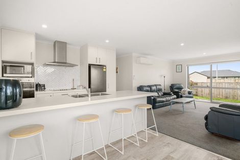 Photo of property in 1 Te Wharo Drive, Papamoa, 3118