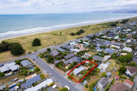 Photo of property in 17 Tovey Street, New Brighton, Christchurch, 8061