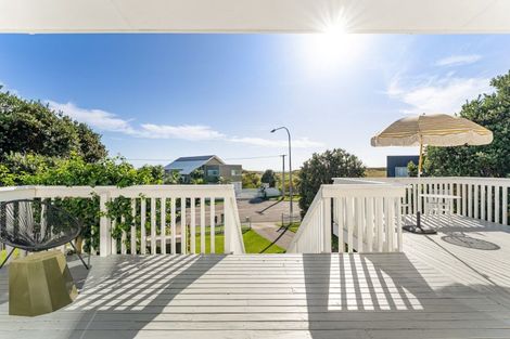 Photo of property in 1338 Papamoa Beach Road, Papamoa Beach, Papamoa, 3118