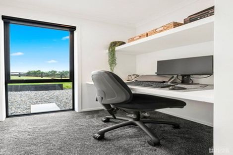 Photo of property in 6 Patty Lane, Patumahoe, 2679