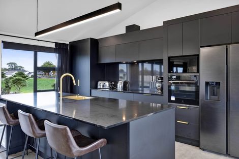 Photo of property in 51a Rata Street, Hawera, 4610