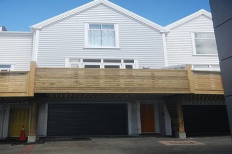 Photo of property in Pirie Street Townhouses, 32/35 Pirie Street, Mount Victoria, Wellington, 6011