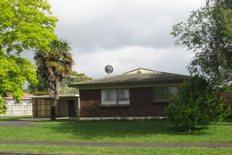 Photo of property in 1/13 Walter Strevens Drive, Conifer Grove, Takanini, 2112