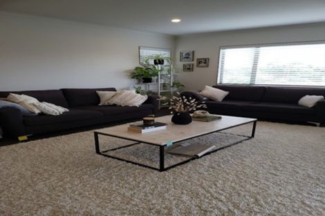 Photo of property in 6 Ruze Vida Drive, Massey, Auckland, 0614