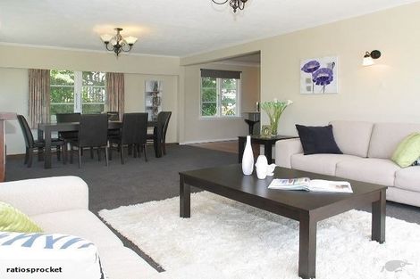 Photo of property in 4 South Street, Tawa, Wellington, 5028