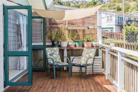 Photo of property in 6 Inlet View, Titahi Bay, Porirua, 5022