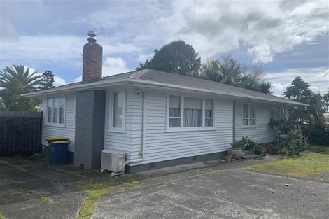 Photo of property in 106 Lincoln Road, Henderson, Auckland, 0610