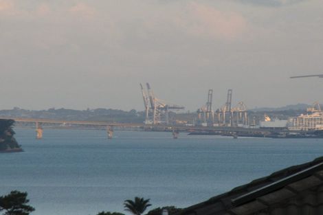 Photo of property in 145e Hobsonville Road, West Harbour, Auckland, 0618