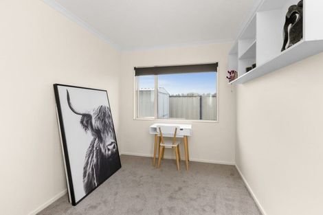 Photo of property in 13 Flemington Place, Taradale, Napier, 4112