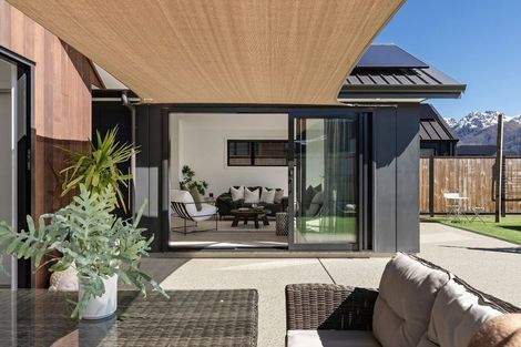 Photo of property in 78 Howden Drive, Jacks Point, 9371