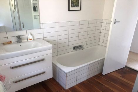 Photo of property in 96 Volga Street, Island Bay, Wellington, 6023