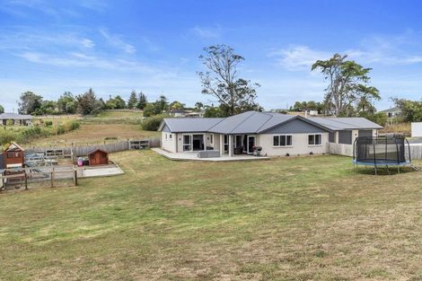 Photo of property in 6 Vineyard Road, Te Kauwhata, 3782