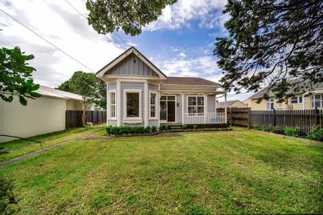 Photo of property in 45 Fitzroy Road, Fitzroy, New Plymouth, 4312