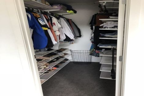 Photo of property in 47 Burrow Road, Pukekohe, 2120