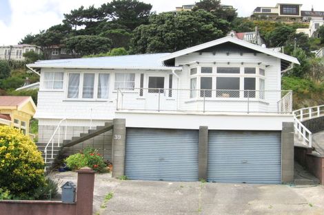 Photo of property in 39 Clyde Street, Island Bay, Wellington, 6023