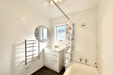 Photo of property in 90 Centennial Avenue, Waitara, 4320