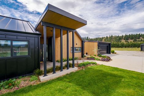 Photo of property in 114 Airport Road, Alexandra, 9391