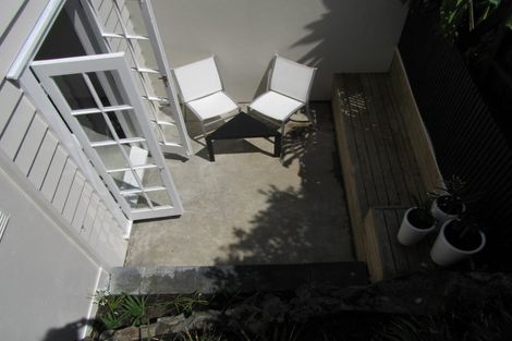 Photo of property in 17b Warwick Street, Morningside, Auckland, 1022