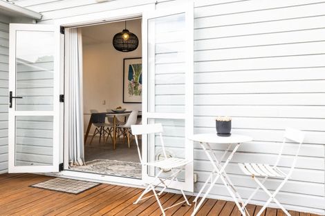 Photo of property in 305 Riverslea Road North, Parkvale, Hastings, 4122