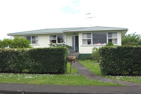 Photo of property in 55 Tatariki Street, Rosehill, Papakura, 2113
