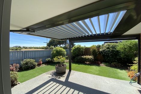 Photo of property in 94 Mcmahon Drive, Aidanfield, Christchurch, 8025