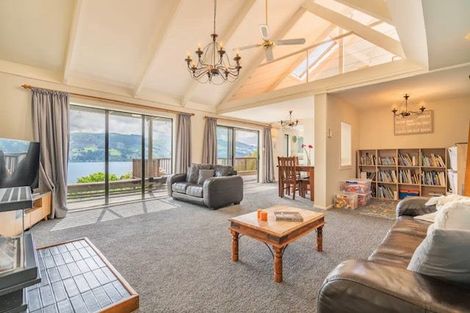 Photo of property in 22 Jane Street, Macandrew Bay, Dunedin, 9014