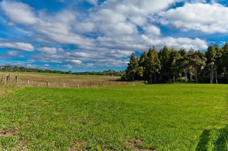 Photo of property in 18 Green Road, Dairy Flat, Albany, 0792
