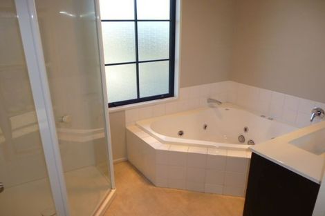 Photo of property in 42 Glasnevin Drive, Casebrook, Christchurch, 8051