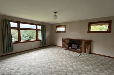 Photo of property in 90 Waikawa Road, Picton, 7220