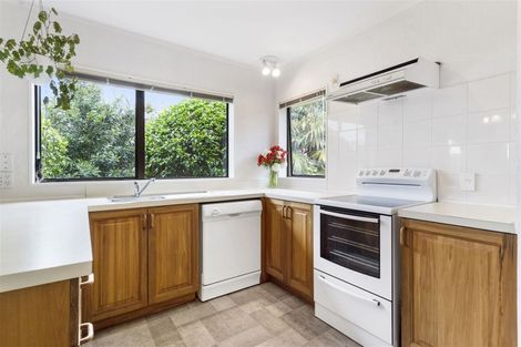 Photo of property in 2/146 Whitford Road, Somerville, Auckland, 2014