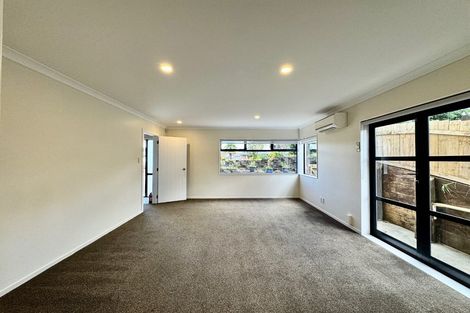 Photo of property in 25 Chieftain Rise, Goodwood Heights, Auckland, 2105