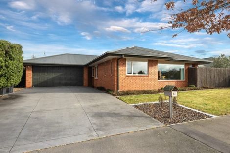 Photo of property in 51 Putake Drive, Parklands, Christchurch, 8083