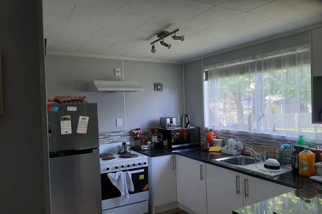 Photo of property in 2/31 Nearco Street, Randwick Park, Auckland, 2105