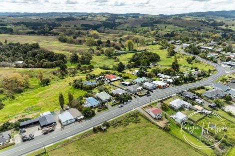Photo of property in 109 Hurndall Street East, Maungaturoto, 0520