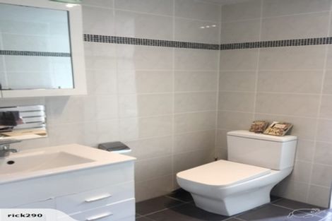 Photo of property in 500 Point Chevalier Road, Point Chevalier, Auckland, 1022