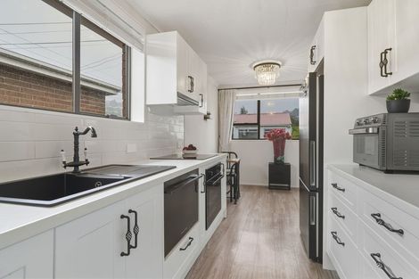 Photo of property in 39 Rutherford Street, Caversham, Dunedin, 9012