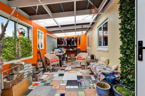 Photo of property in 20 Domett Street, Waitara, 4320