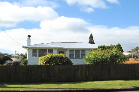 Photo of property in 8 Tuhangi Street, Te Kamo, Whangarei, 0112
