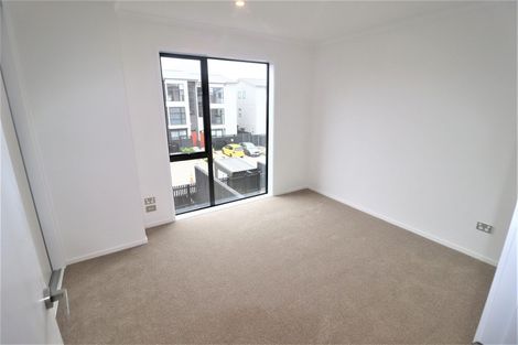 Photo of property in 34 Hobsonville Point Road, Hobsonville, Auckland, 0616